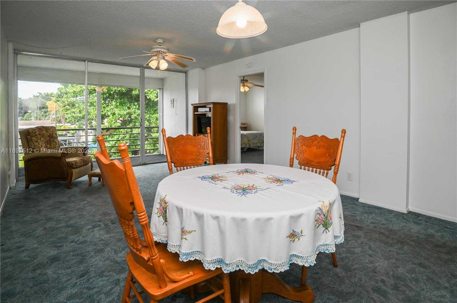 Small Image of 110 ROYAL PARK DR #2H, Oakland Park Number 9