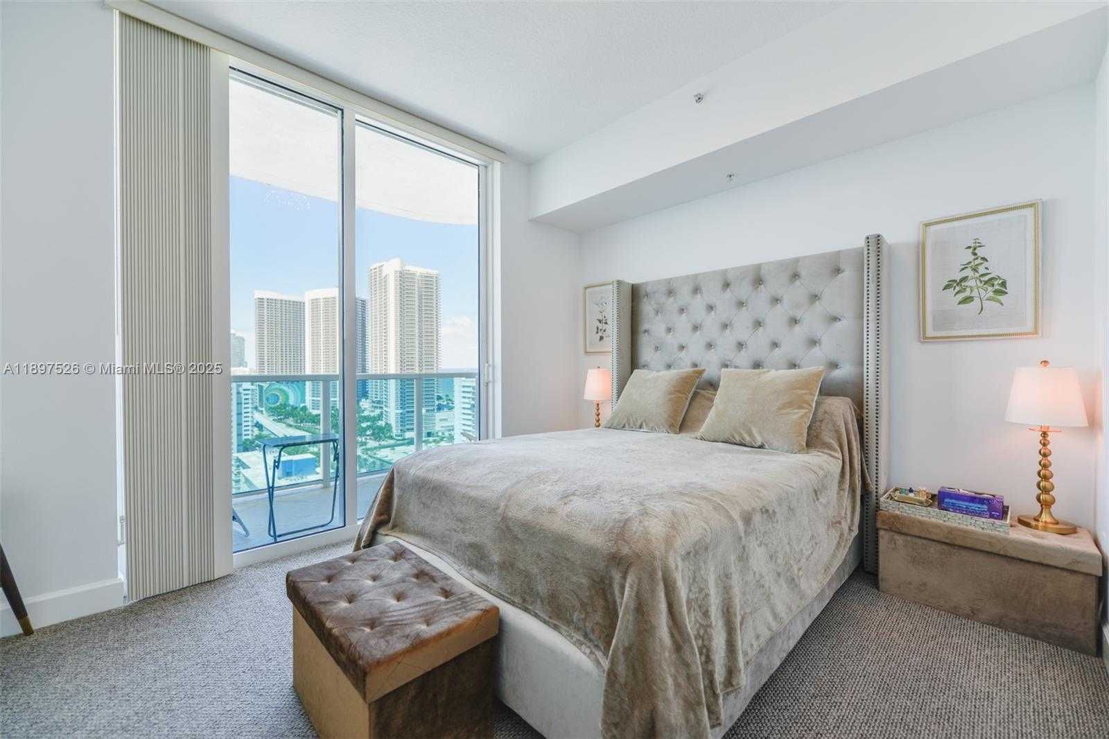 Small Image of 1945 SOUTH OCEAN DR #1909, Hallandale Beach Number 9