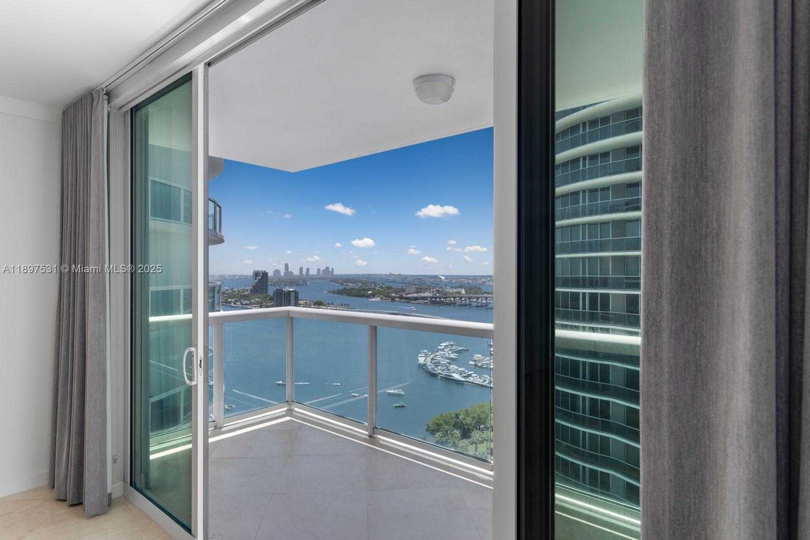 Small Image of 1800 NORTH BAYSHORE DR #2511, Miami Number 7
