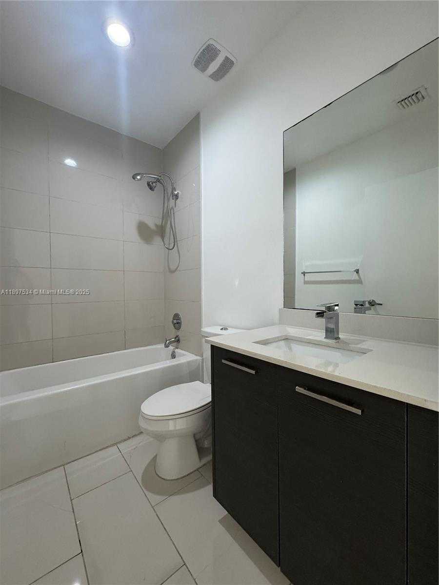 Small Image of 3441 NORTH WEST 13TH ST, Lauderhill Number 14