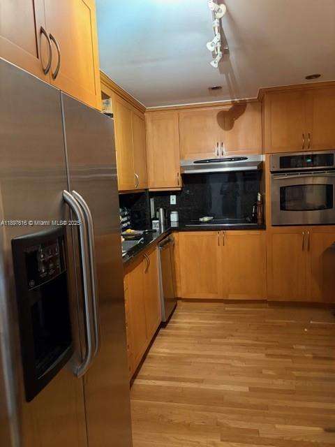 Small Image of 90 EDGEWATER DR #505, Coral Gables Number 4