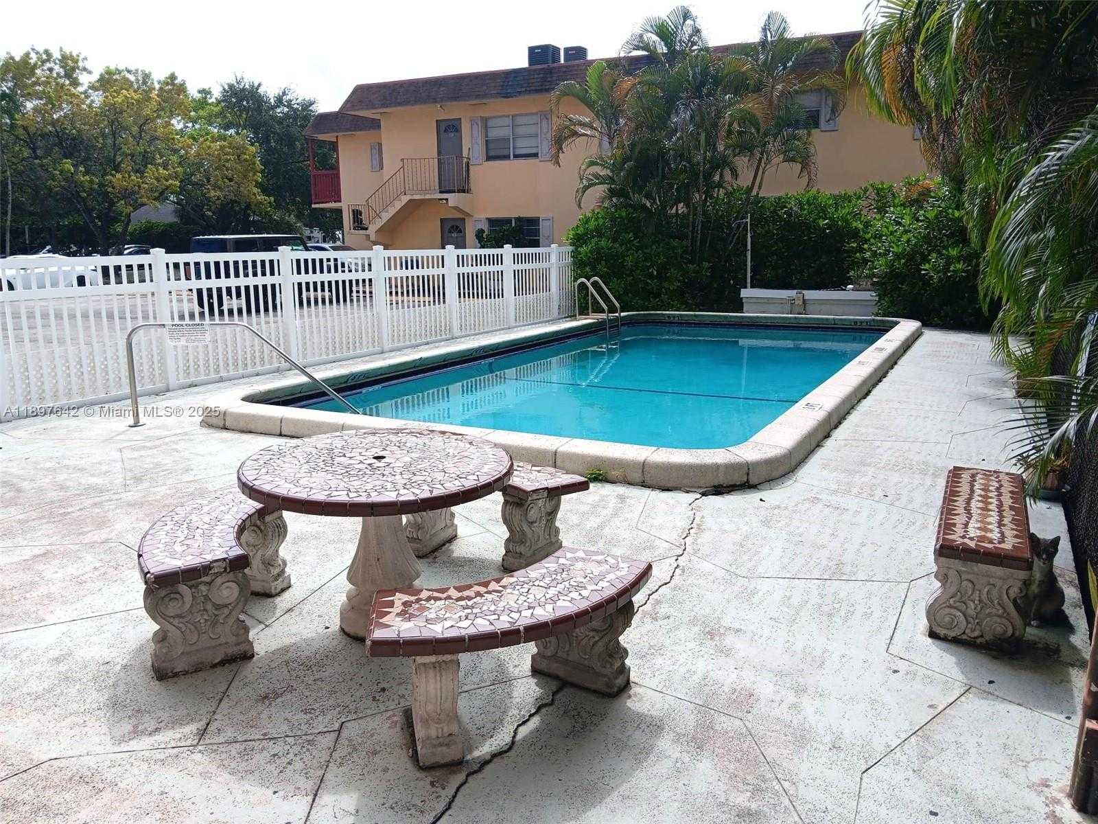 Small Image of 1830 DIXIEANNA ST #503, Hollywood Number 14