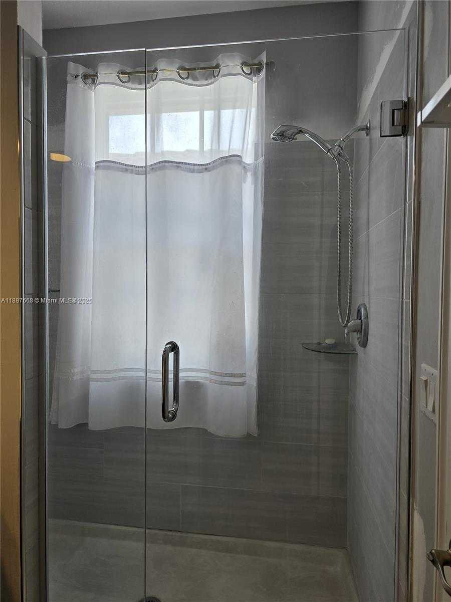 Small Image of 2520 NORTH WEST 4TH ST, Boynton Beach Number 30