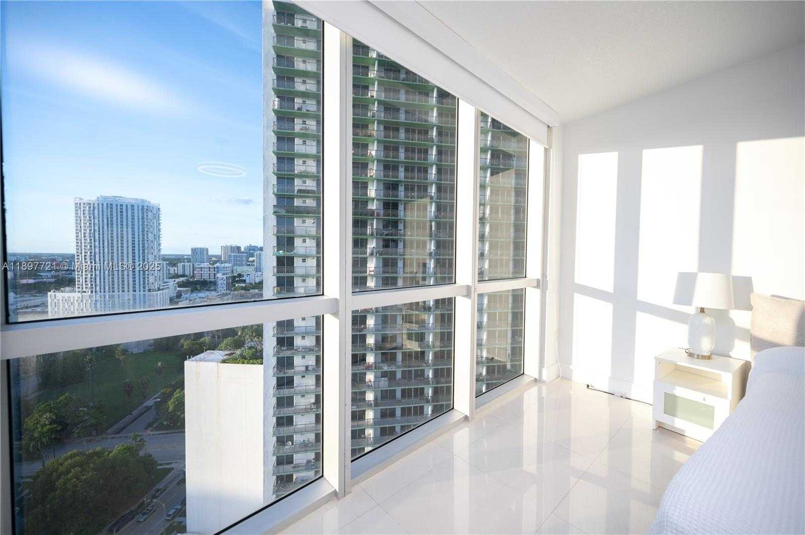 Small Image of 1750 NORTH BAYSHORE DR #2615, Miami Number 18