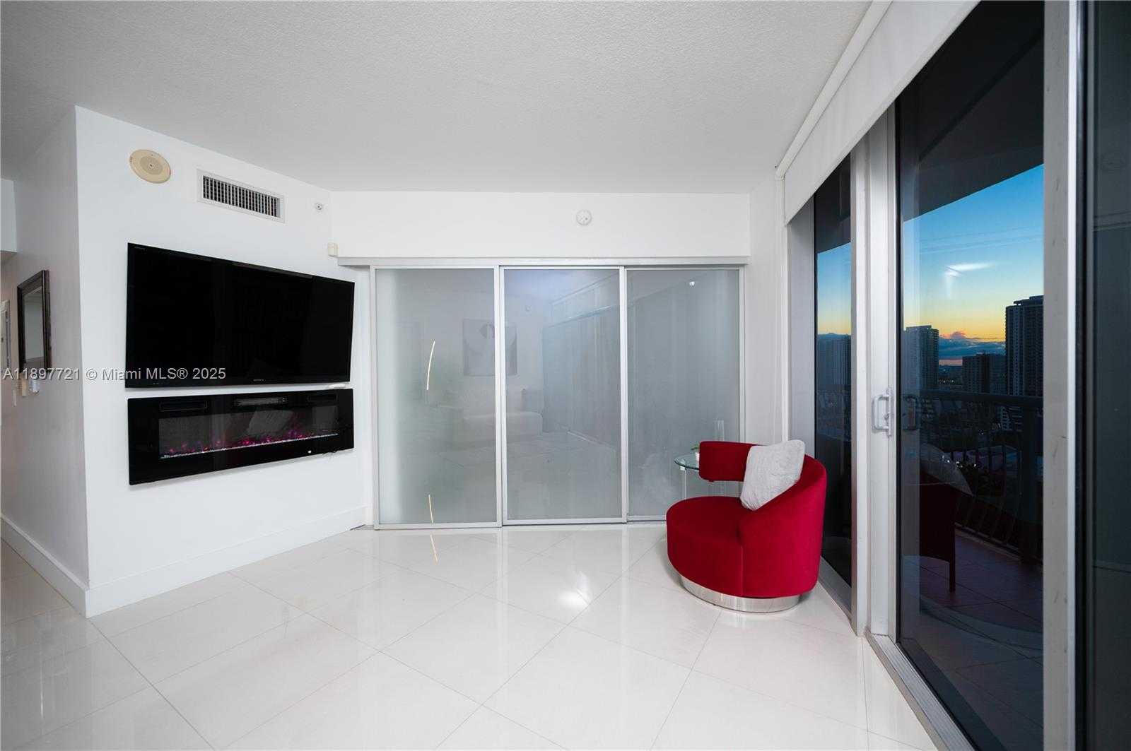 Small Image of 1750 NORTH BAYSHORE DR #2615, Miami Number 19