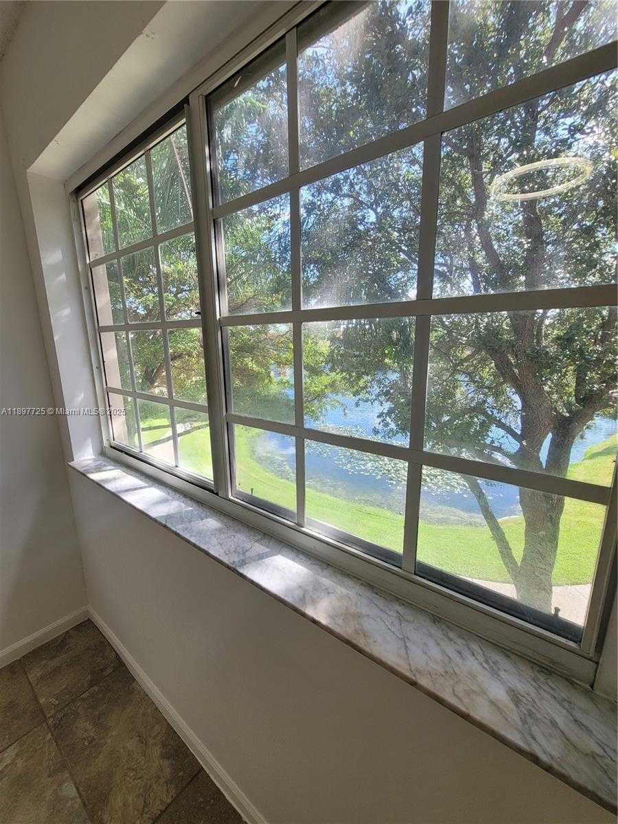 Small Image of 2133 RENAISSANCE BLVD #306, Miramar Number 20