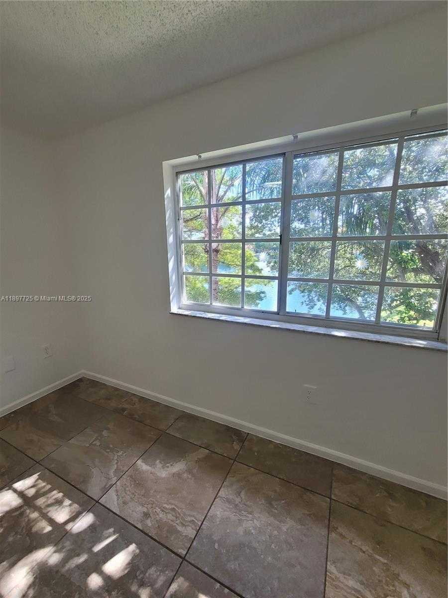 Small Image of 2133 RENAISSANCE BLVD #306, Miramar Number 23