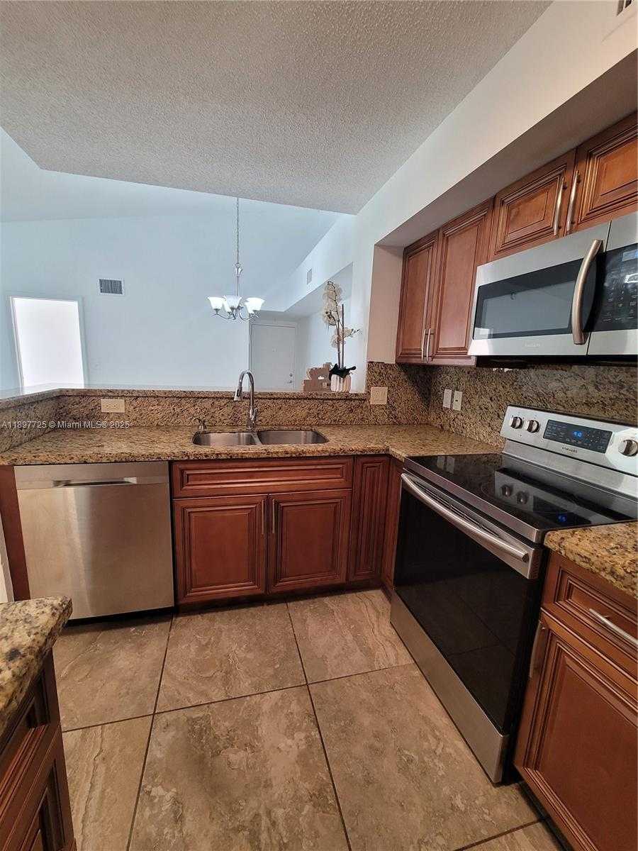 Small Image of 2133 RENAISSANCE BLVD #306, Miramar Number 6