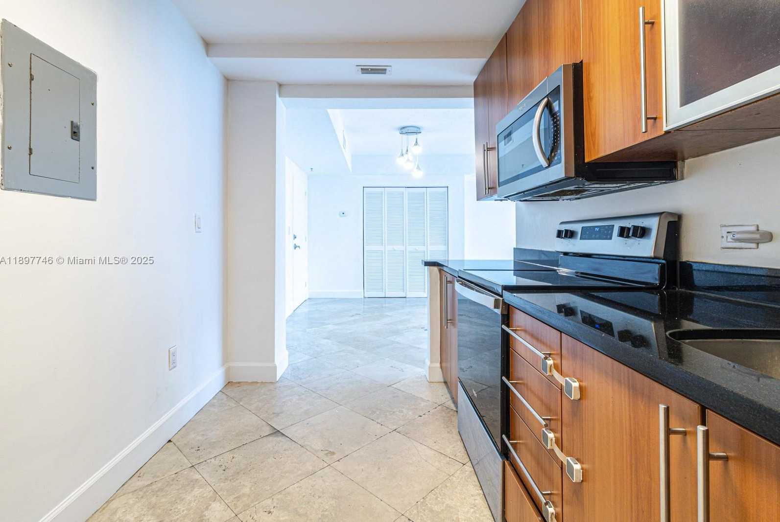Small Image of 7501 EAST TREASURE DR #8T, North Bay Village Number 7
