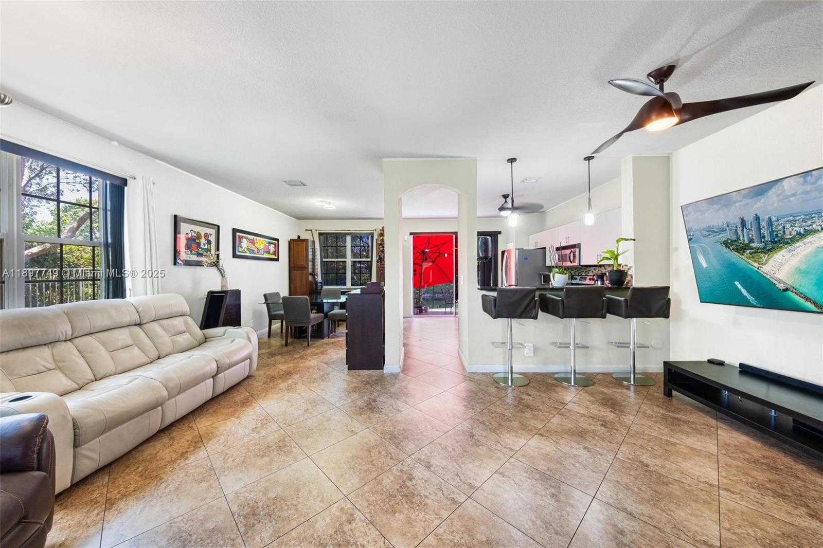 Imagen de Pequeño Objeto