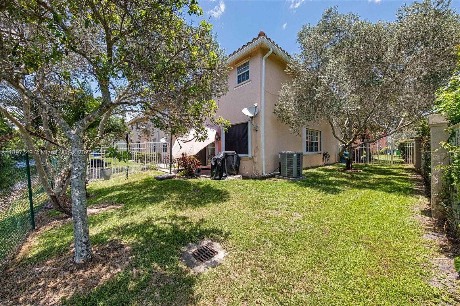 Imagen de Pequeño Objeto