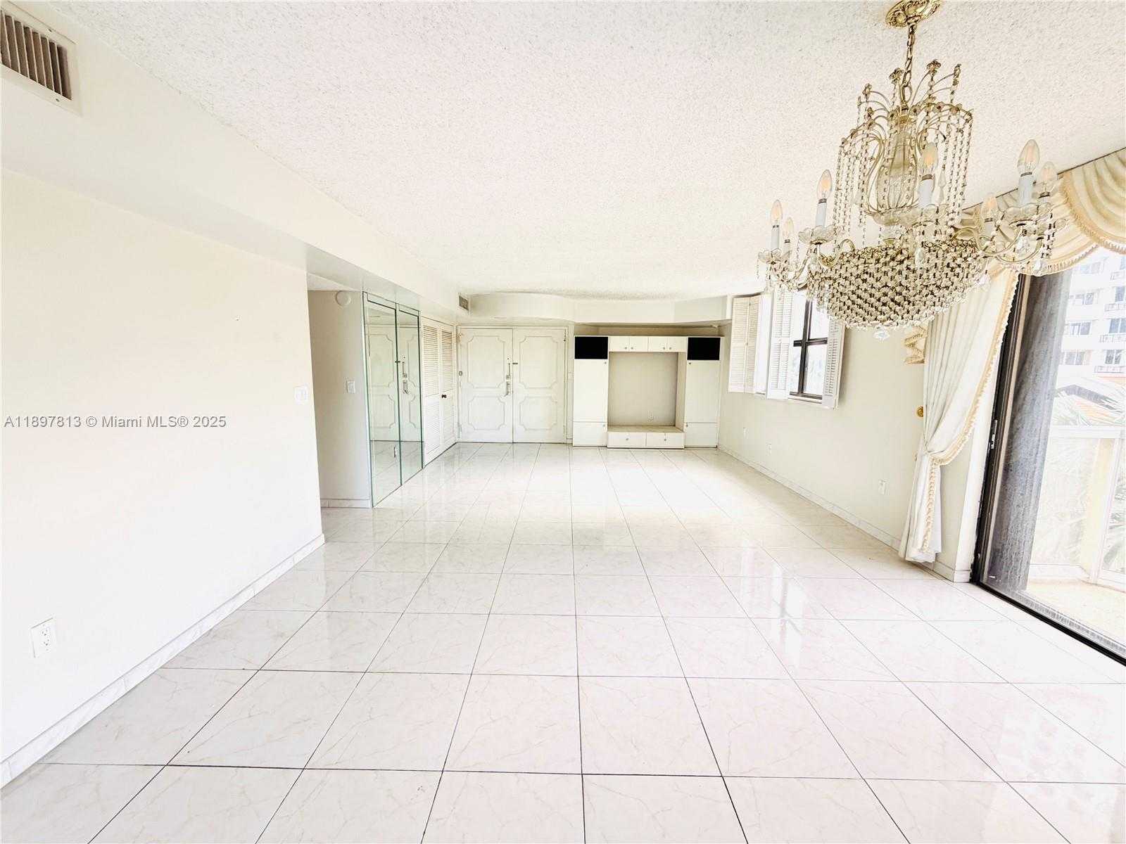 Small Image of 6423 COLLINS AVE #310, Miami Beach Number 6