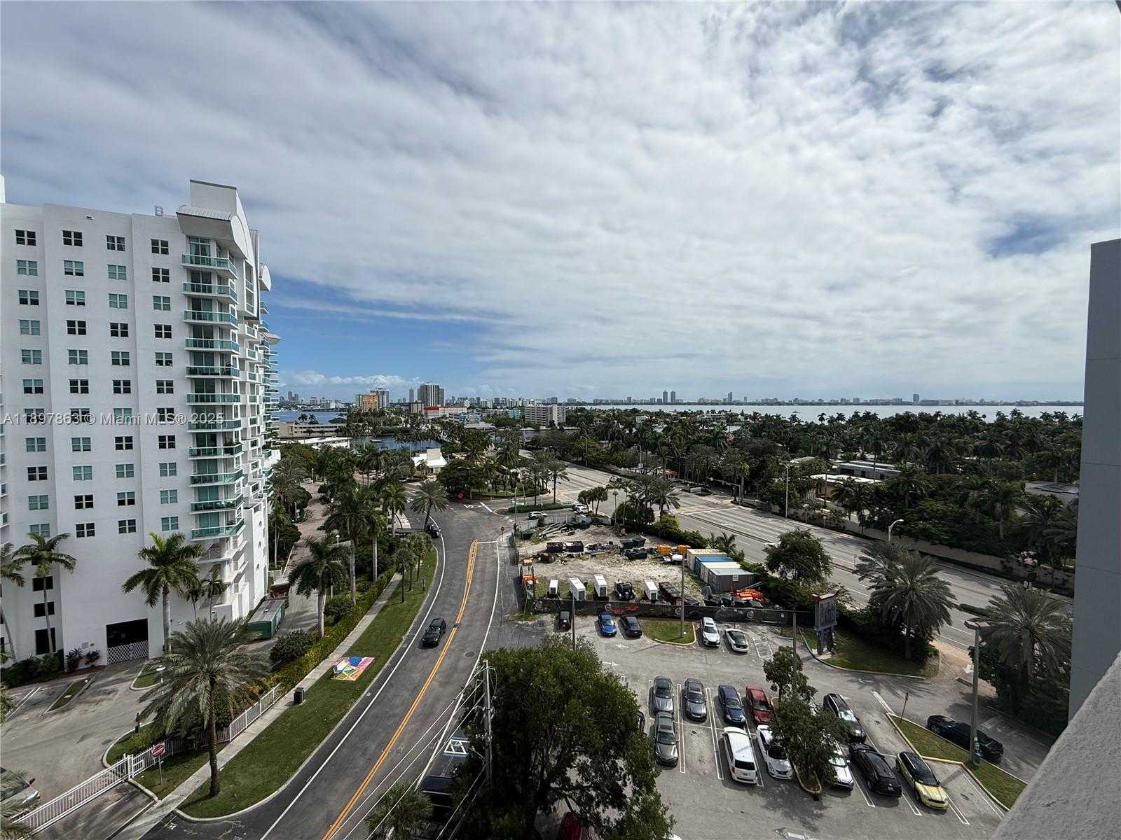 Small Image of 7904 WEST DR #1005, North Bay Village Number 16