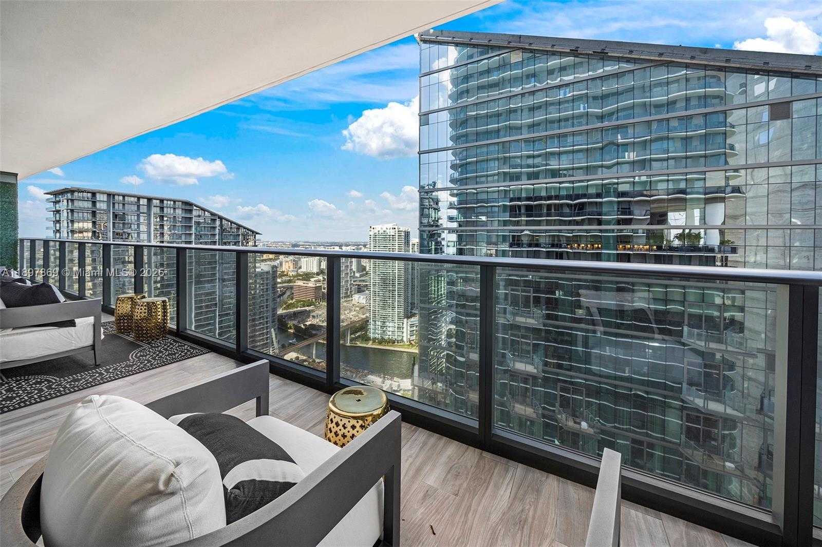 Small Image of 801 SOUTH MIAMI AVE #4507/8, Miami Number 10