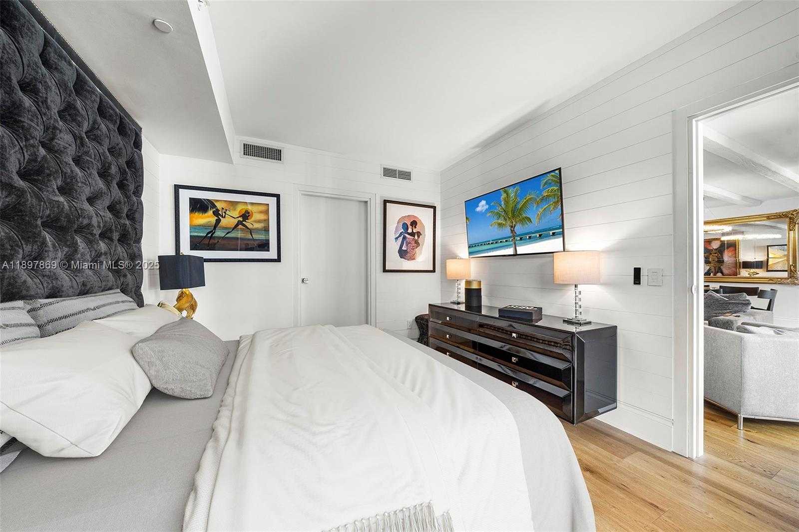 Small Image of 801 SOUTH MIAMI AVE #4507/8, Miami Number 19