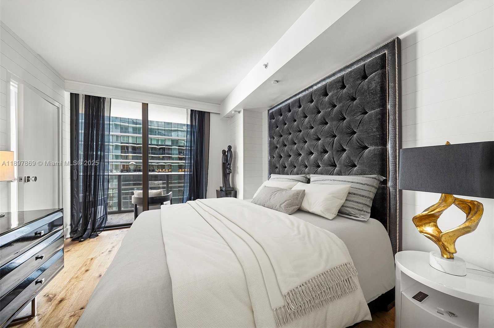 Small Image of 801 SOUTH MIAMI AVE #4507/8, Miami Number 20