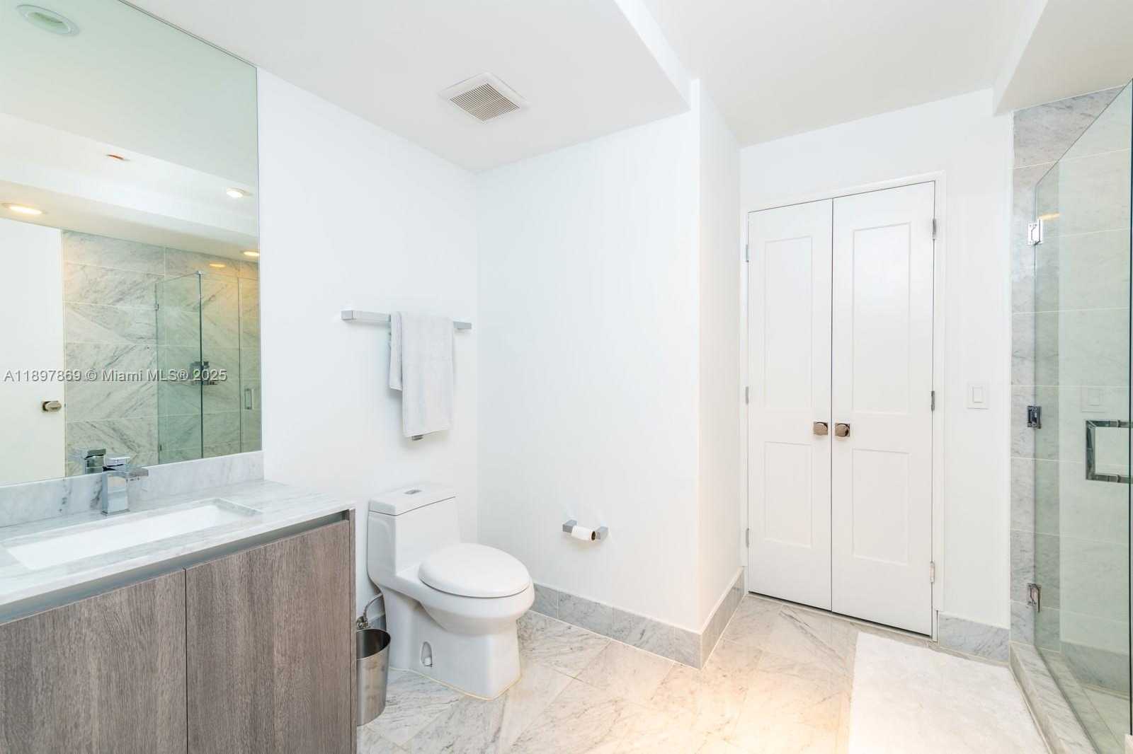 Small Image of 801 SOUTH MIAMI AVE #4507/8, Miami Number 21