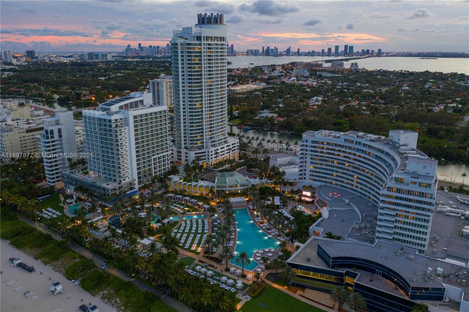 Small Image of 4391 COLLINS AVE #1403, Miami Beach Number 7