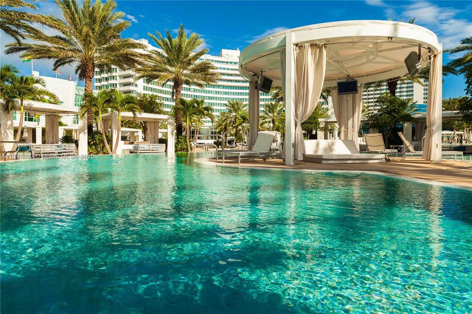 Small Image of 4391 COLLINS AVE #1619, Miami Beach Number 9