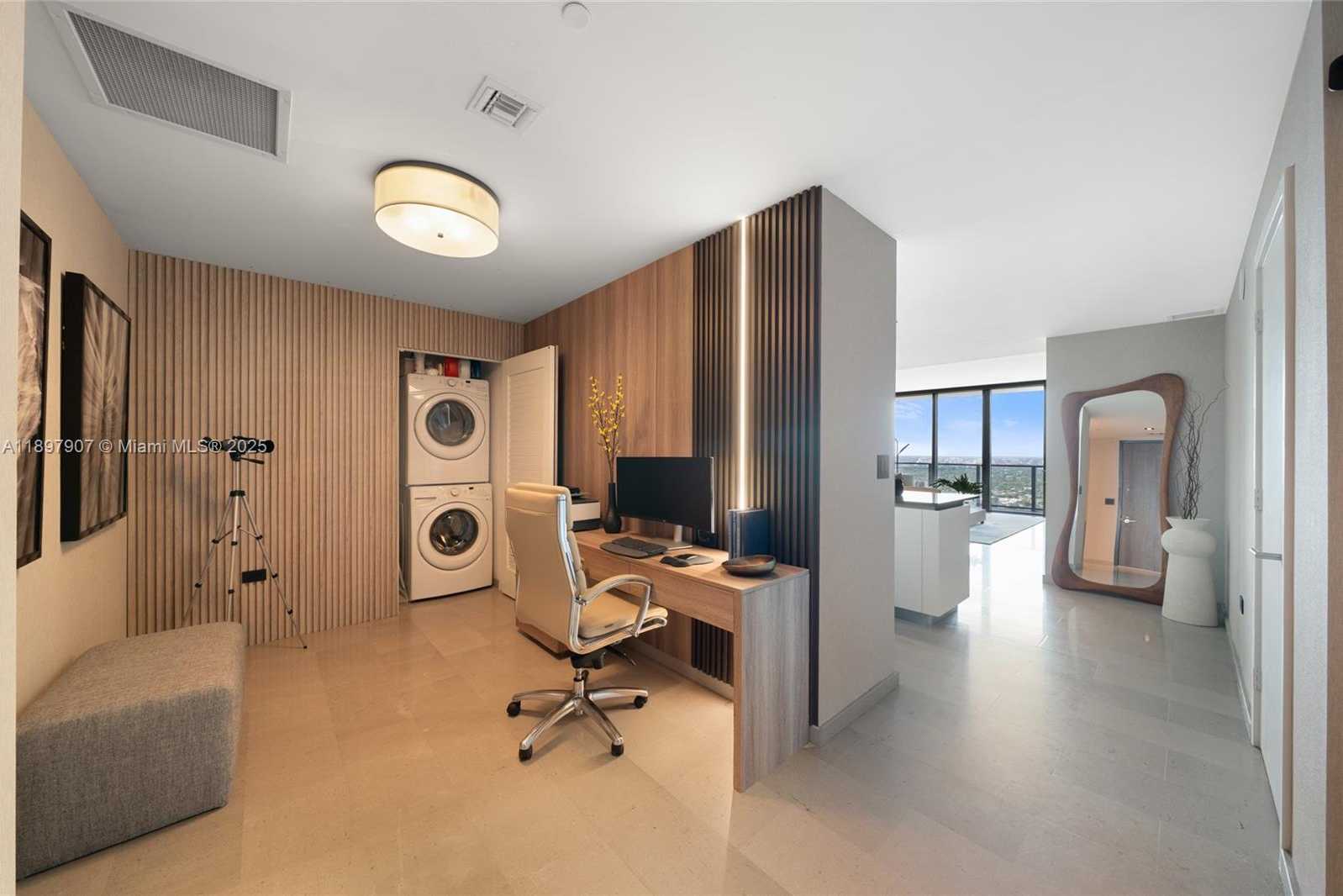 Small Image of 88 SOUTH WEST 7TH ST #3910, Miami Number 5