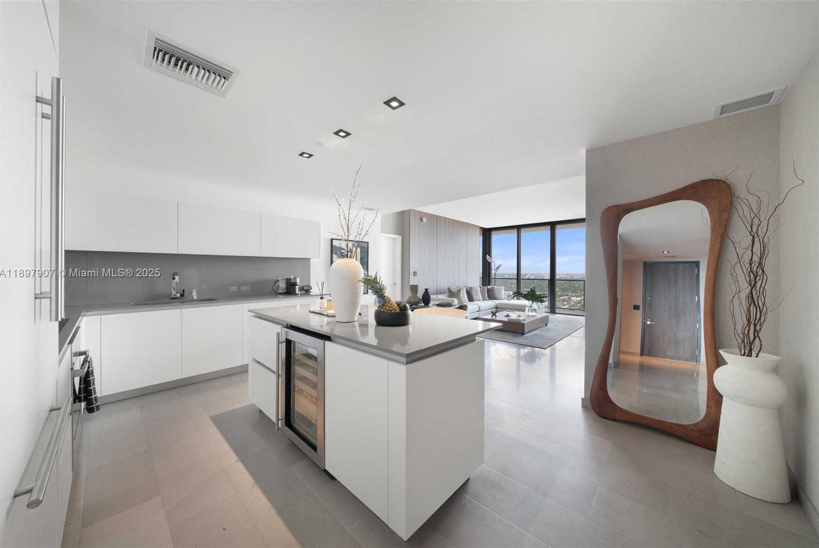 Small Image of 88 SOUTH WEST 7TH ST #3910, Miami Number 6