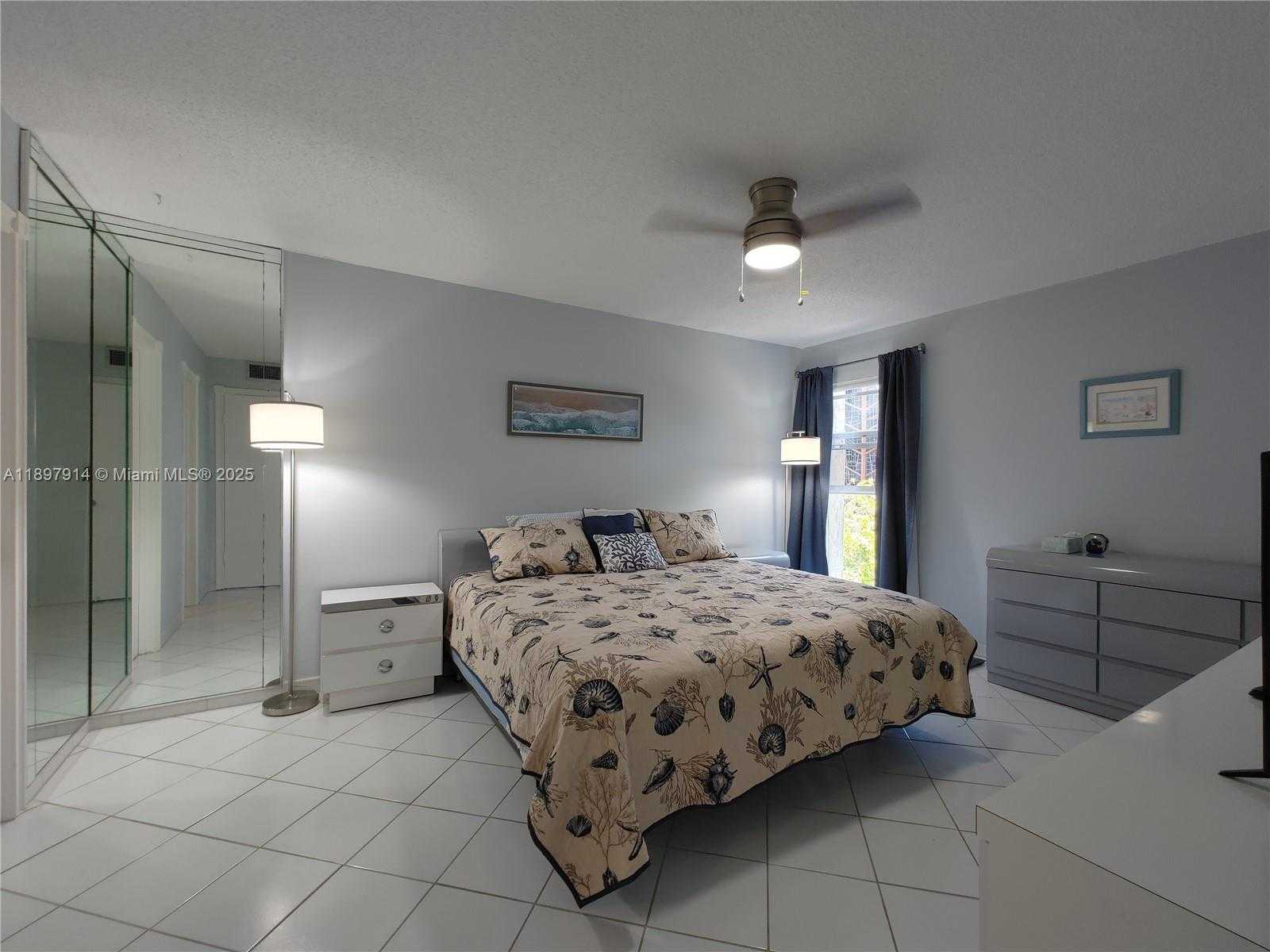 Small Image of 201 178TH DR #340, Sunny Isles Beach Number 10