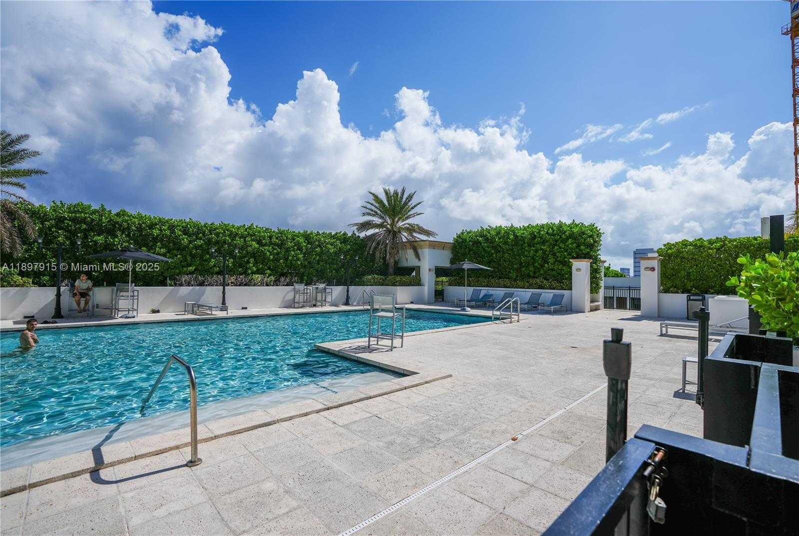 Small Image of 4100 SALZEDO ST #916, Coral Gables Number 16