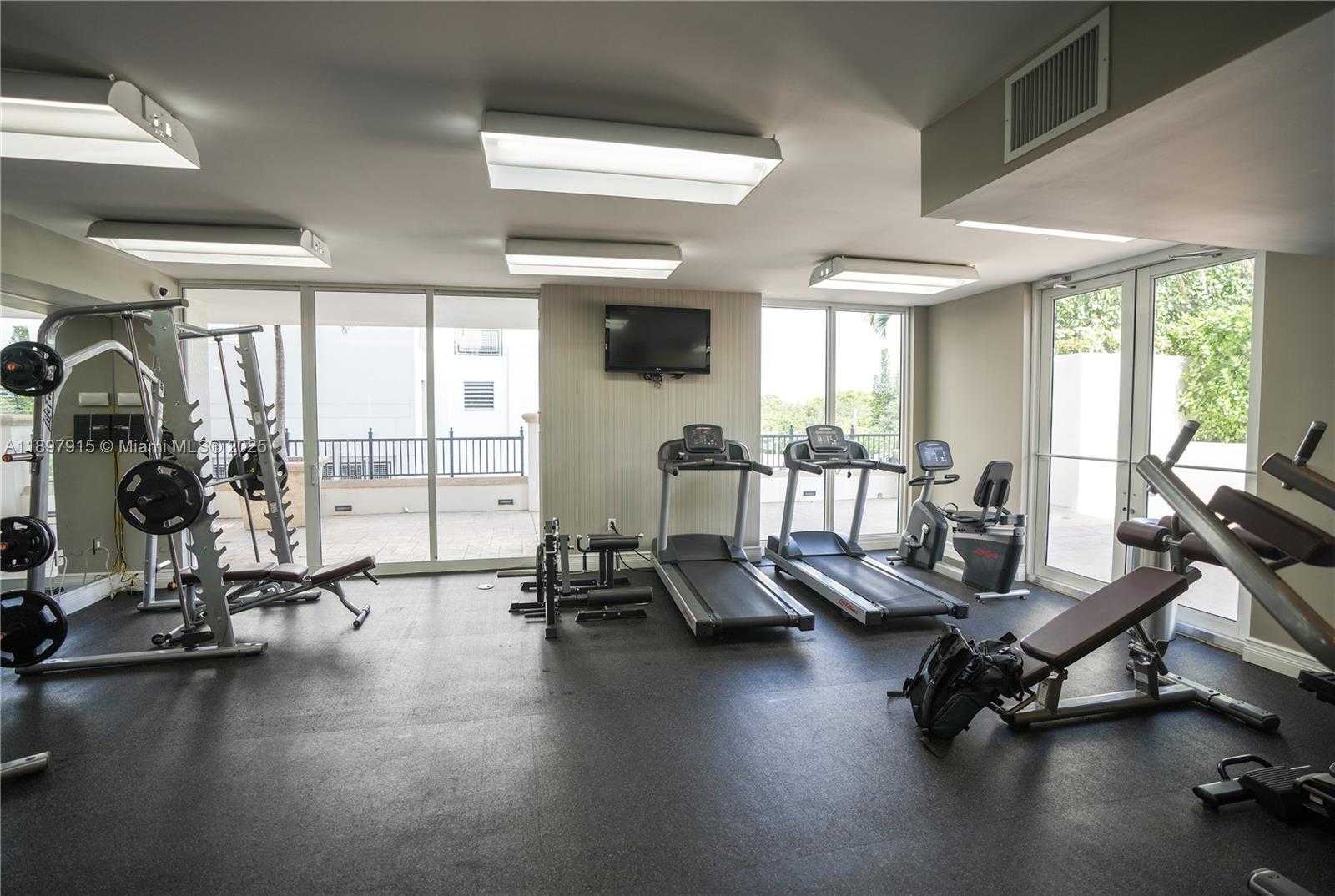 Small Image of 4100 SALZEDO ST #916, Coral Gables Number 18