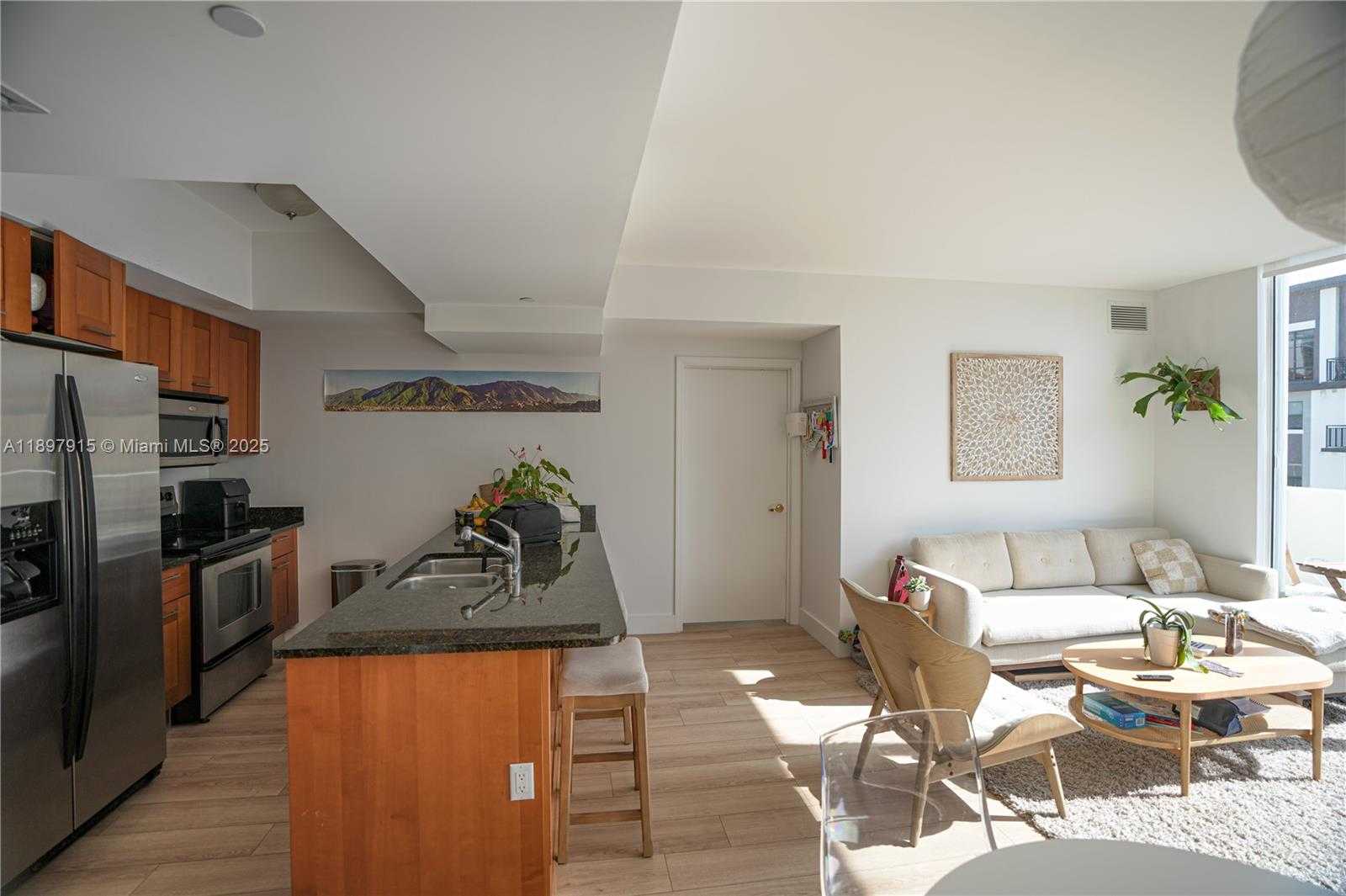 Small Image of 4100 SALZEDO ST #916, Coral Gables Number 2