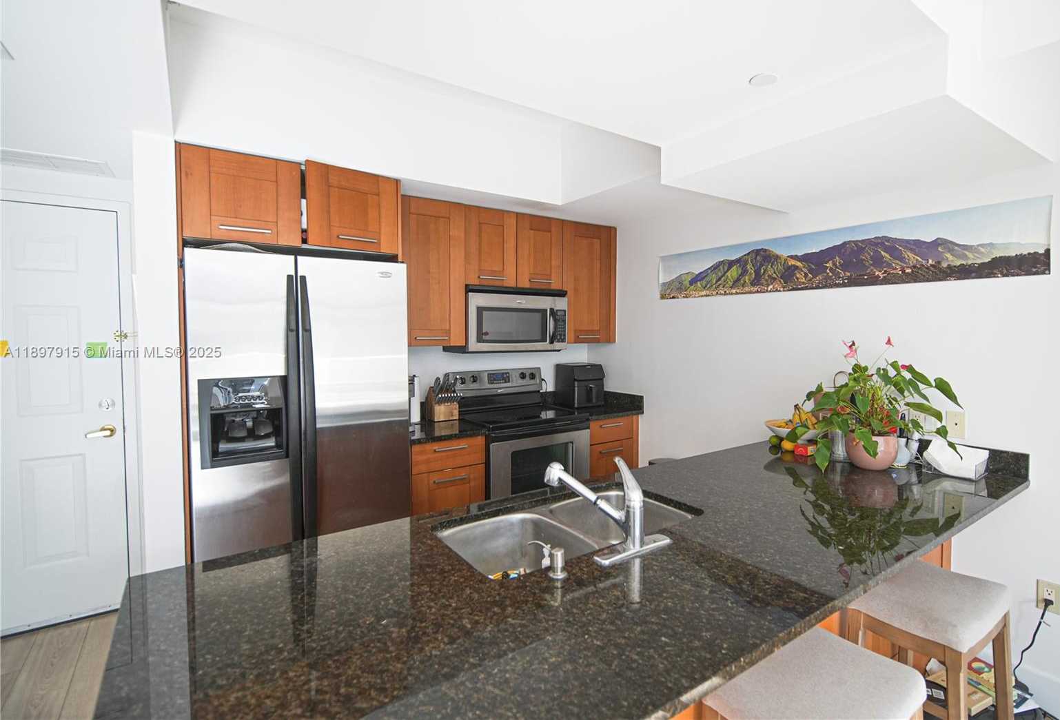 Small Image of 4100 SALZEDO ST #916, Coral Gables Number 4