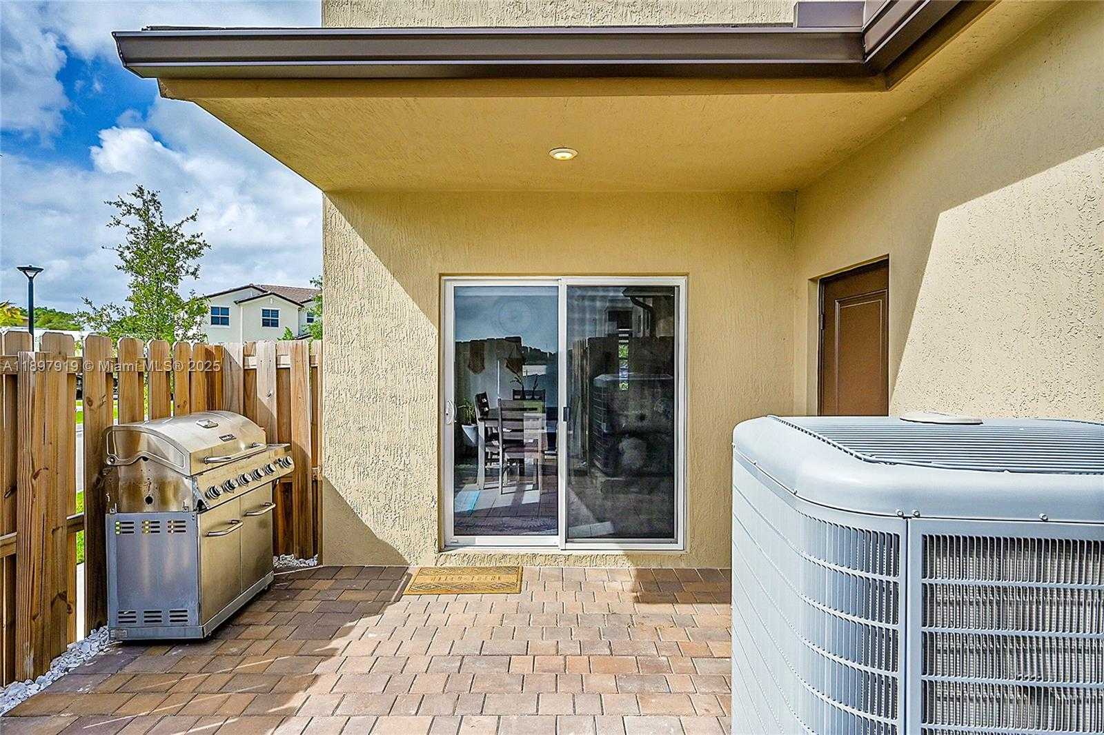 Small Image of 14832 SOUTH WEST 265TH ST, Homestead Number 39