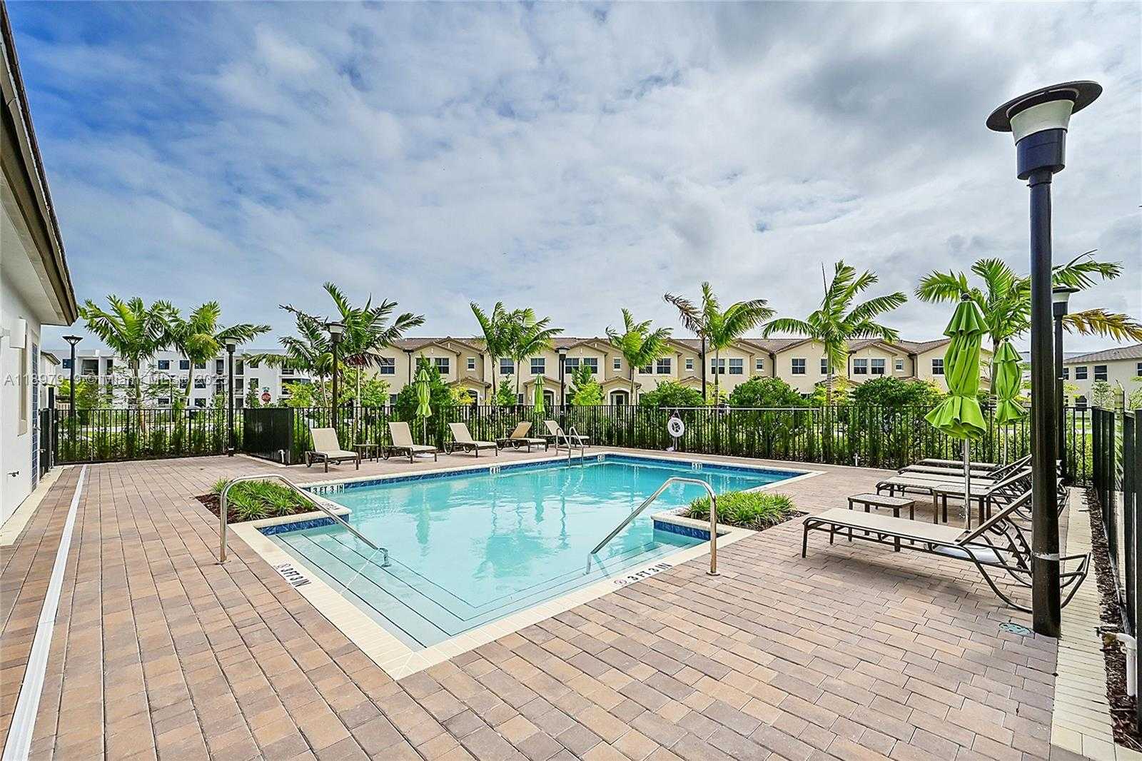 Small Image of 14832 SOUTH WEST 265TH ST, Homestead Number 40