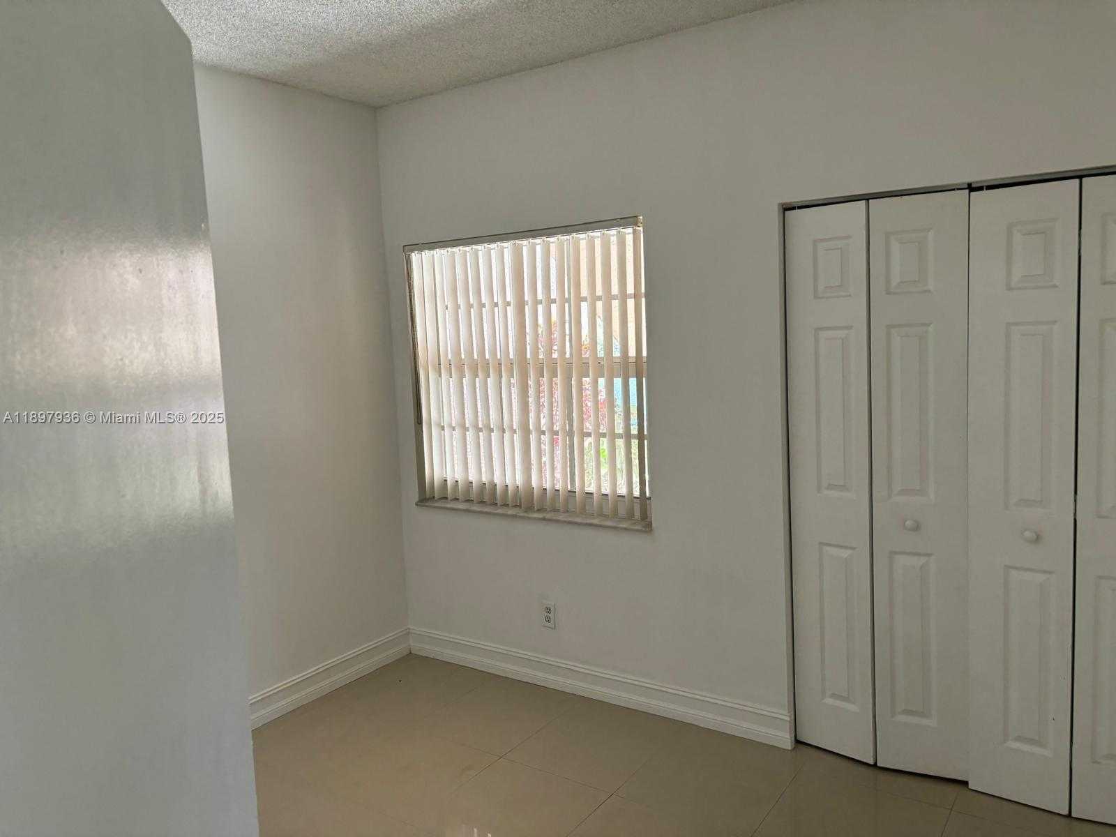 Small Image of 620 CYPRESS CLUB WAY #I13, Deerfield Beach Number 11