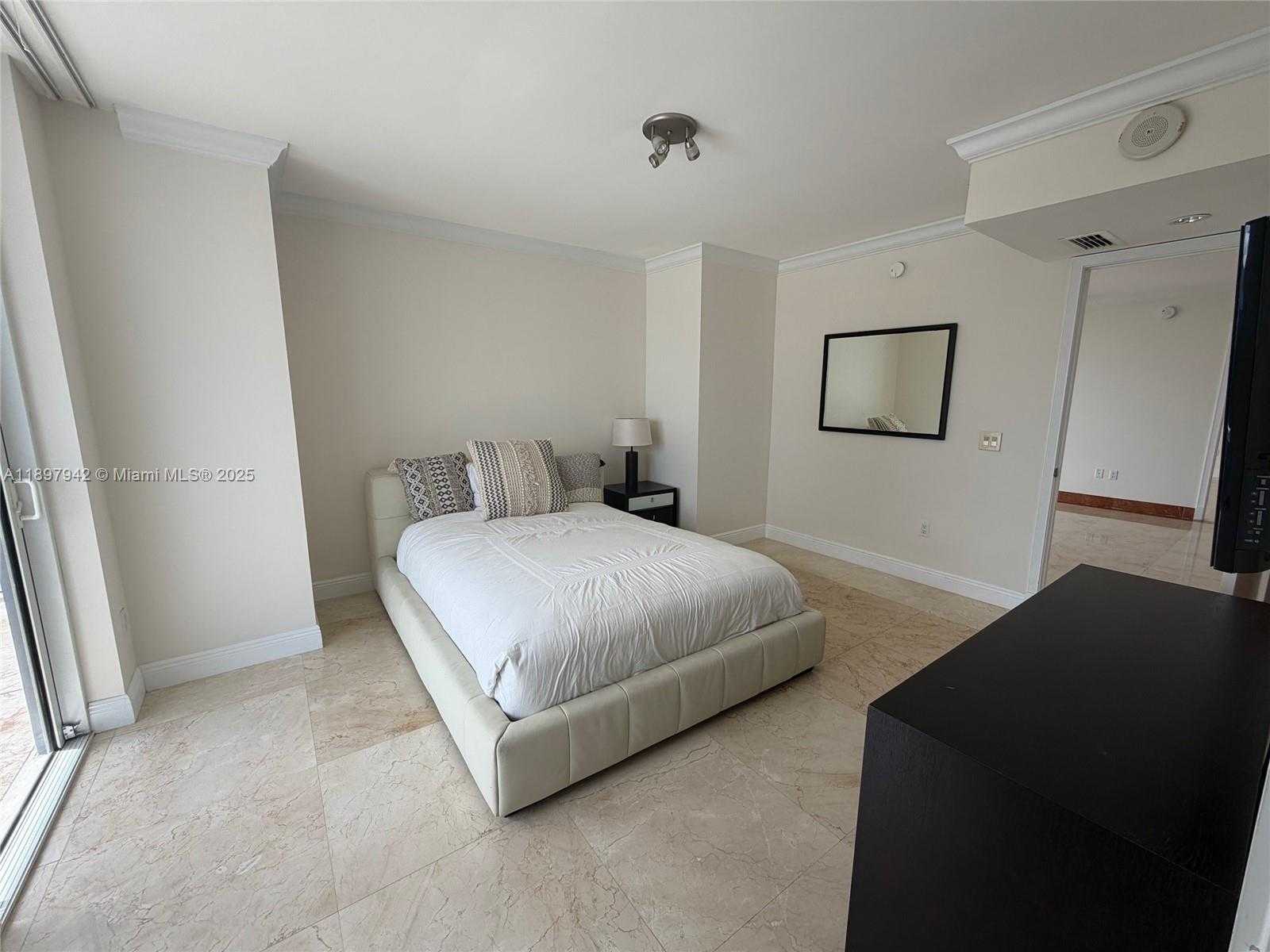 Small Image of 50 BISCAYNE BLVD #5211, Miami Number 10