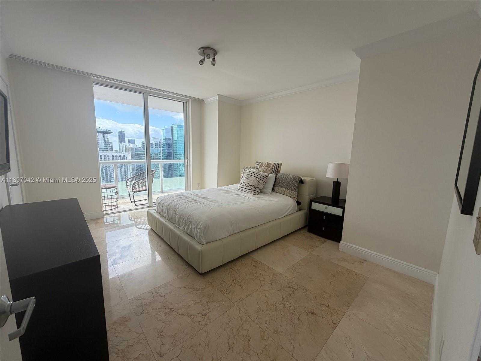 Small Image of 50 BISCAYNE BLVD #5211, Miami Number 11
