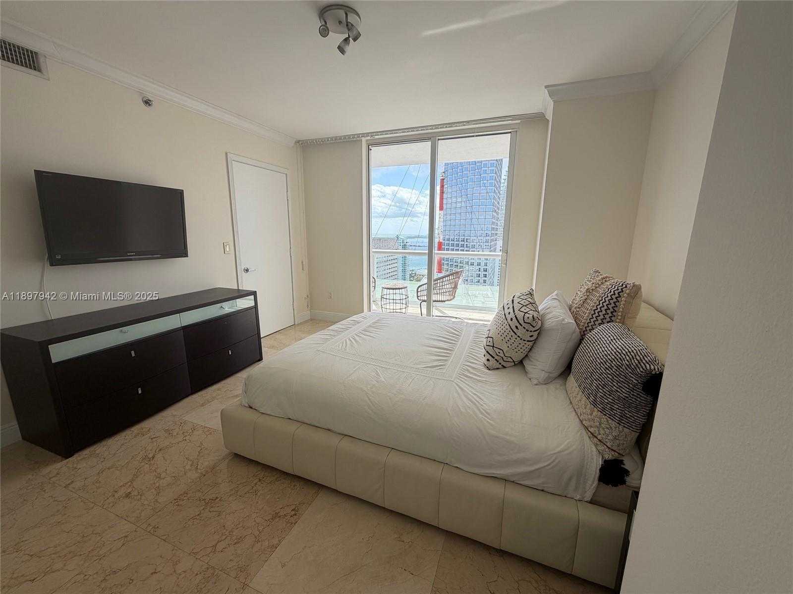 Small Image of 50 BISCAYNE BLVD #5211, Miami Number 12
