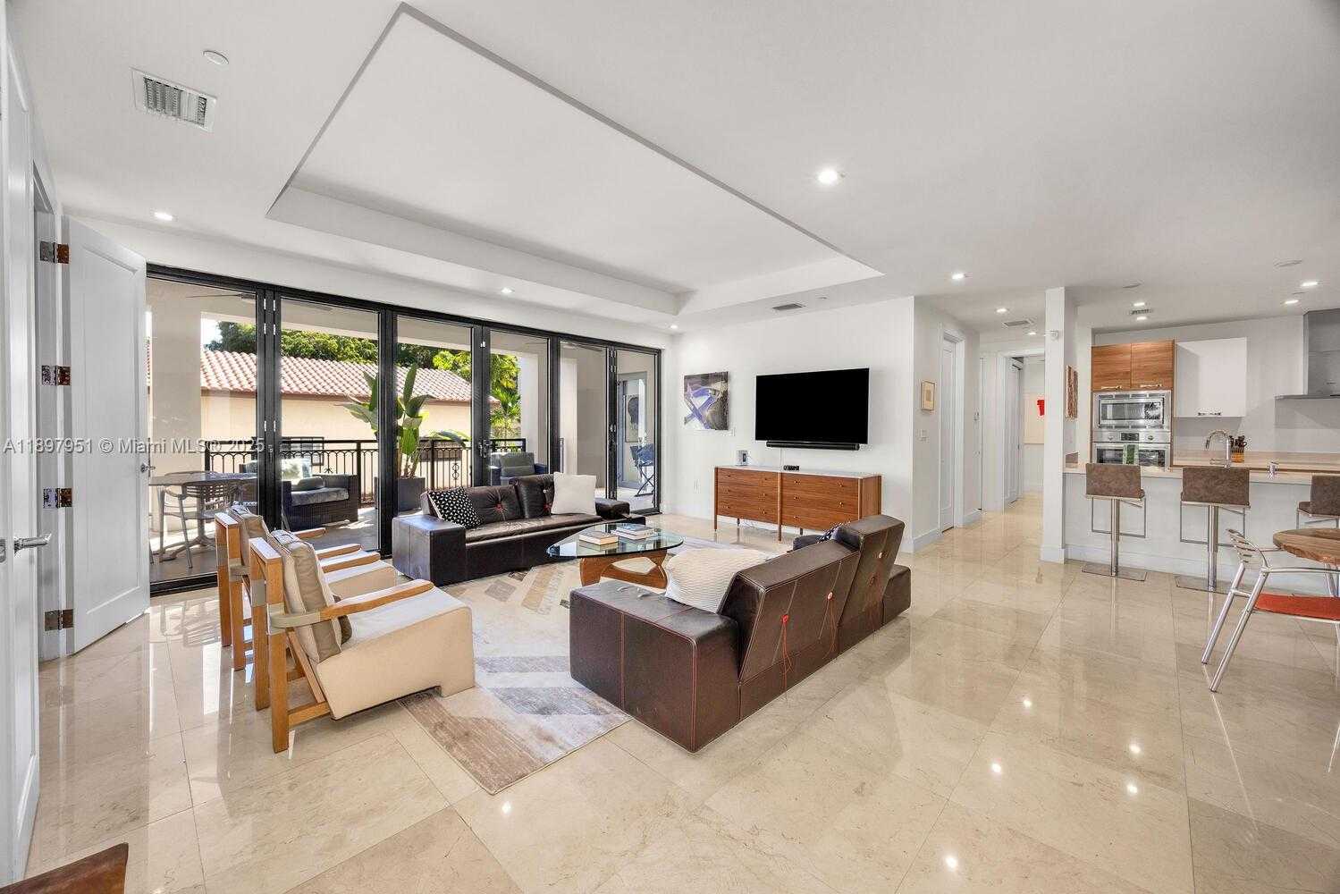 Small Image of 718 VALENCIA AVE #207, Coral Gables Number 13