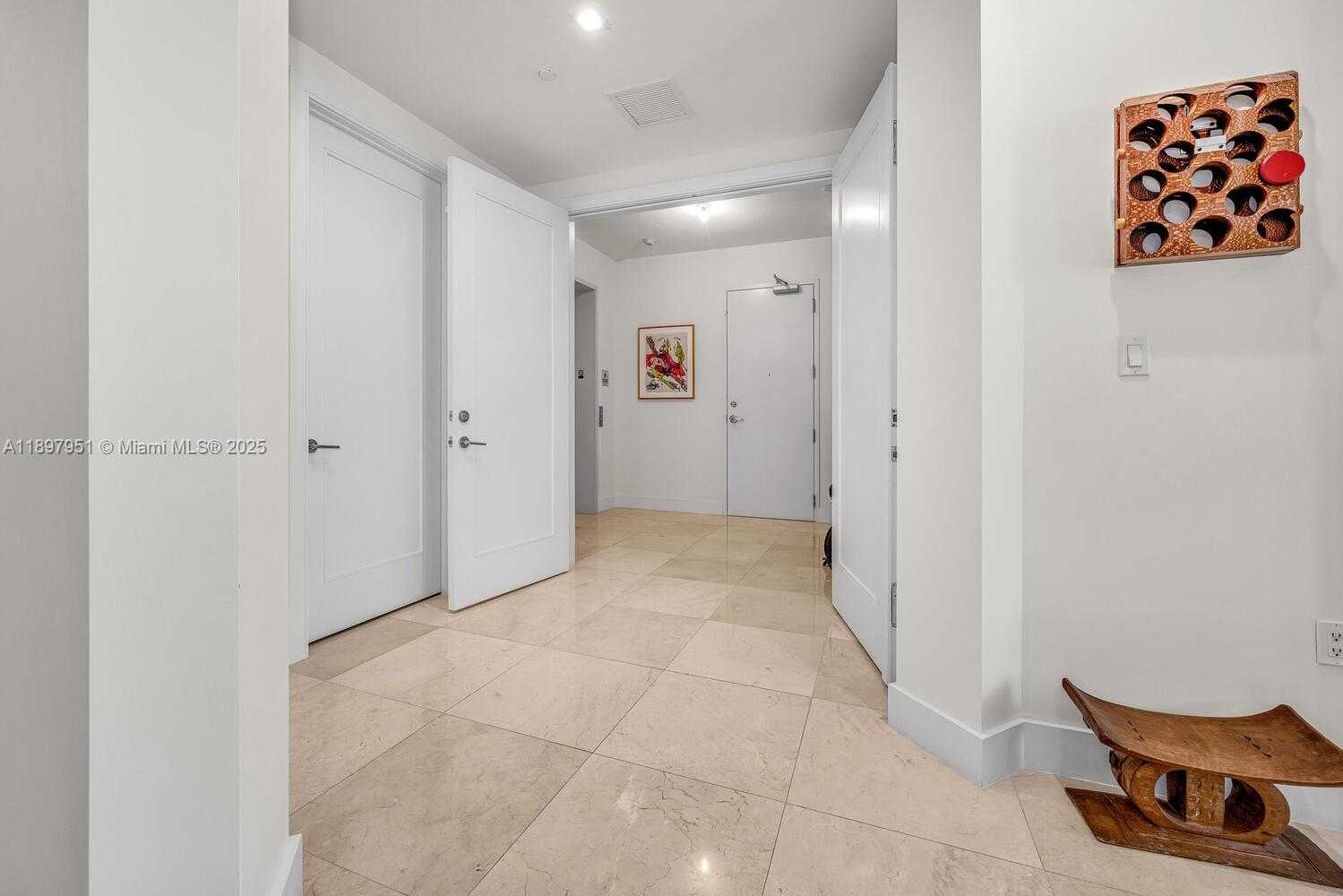 Small Image of 718 VALENCIA AVE #207, Coral Gables Number 26