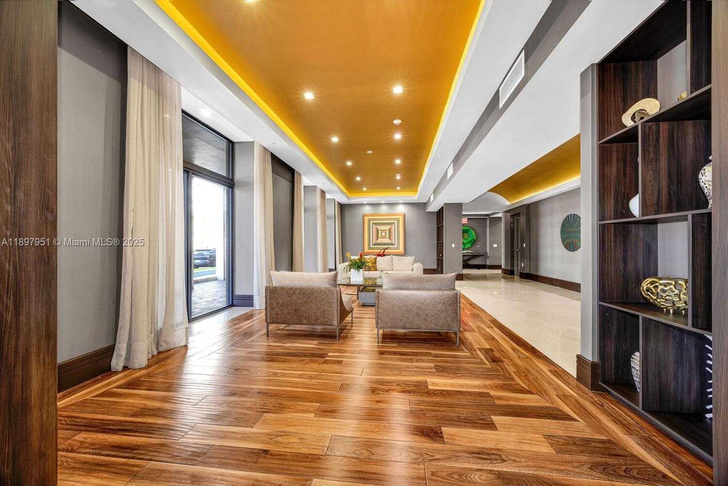 Small Image of 718 VALENCIA AVE #207, Coral Gables Number 33