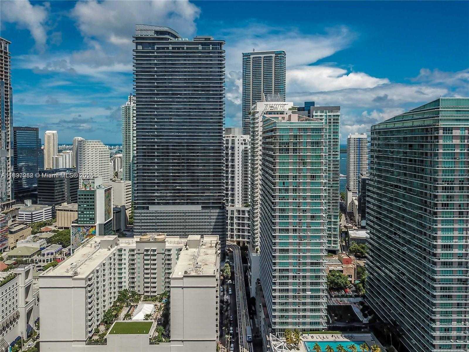 Small Image of 1050 BRICKELL AVE #414, Miami Number 35