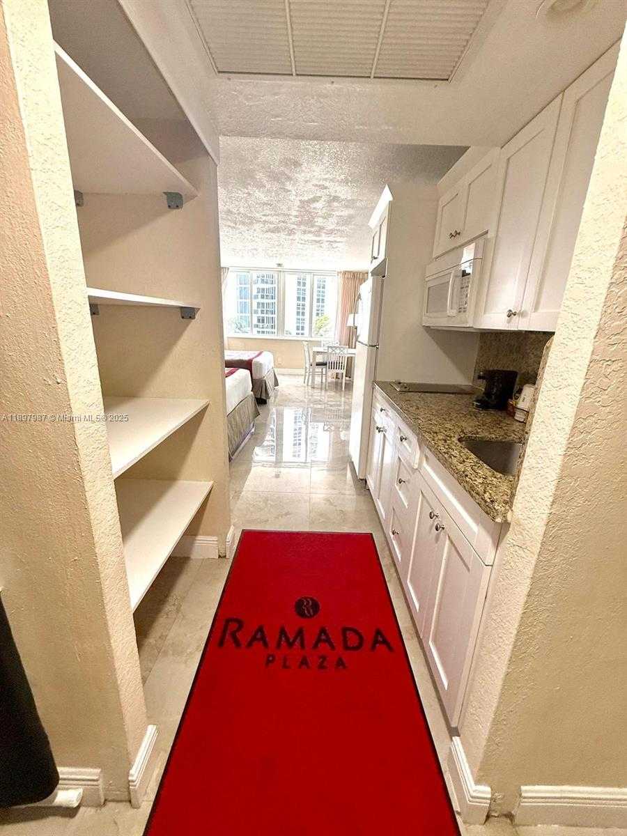 Small Image of 19201 COLLINS AVE #308, Sunny Isles Beach Number 24