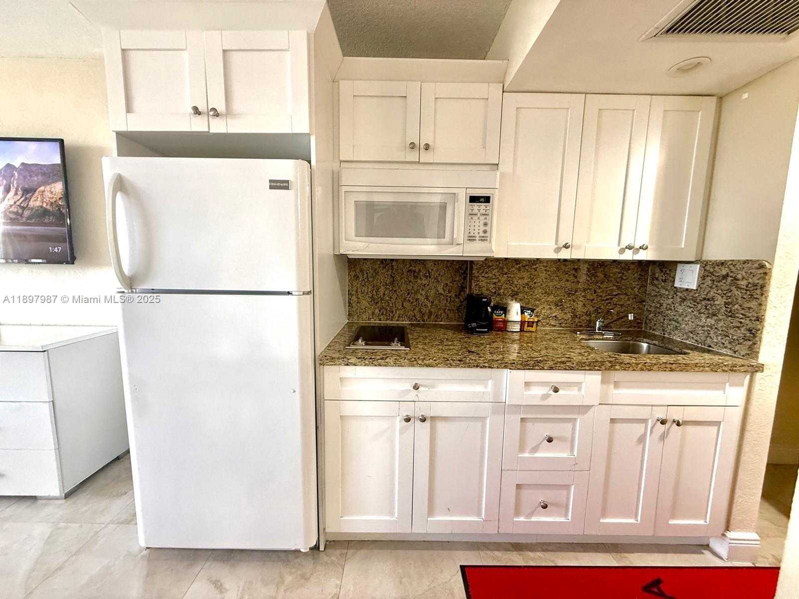 Small Image of 19201 COLLINS AVE #308, Sunny Isles Beach Number 8