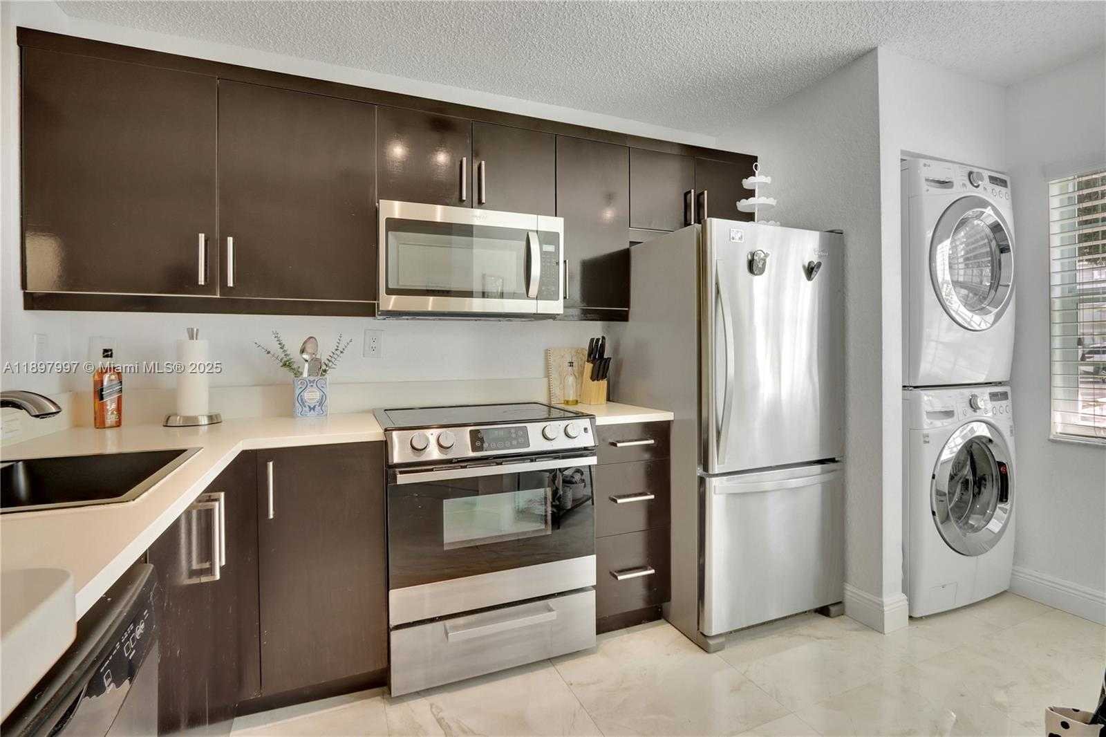 Small Image of 14126 SOUTH WEST 120TH CT #5-14, Miami Number 10