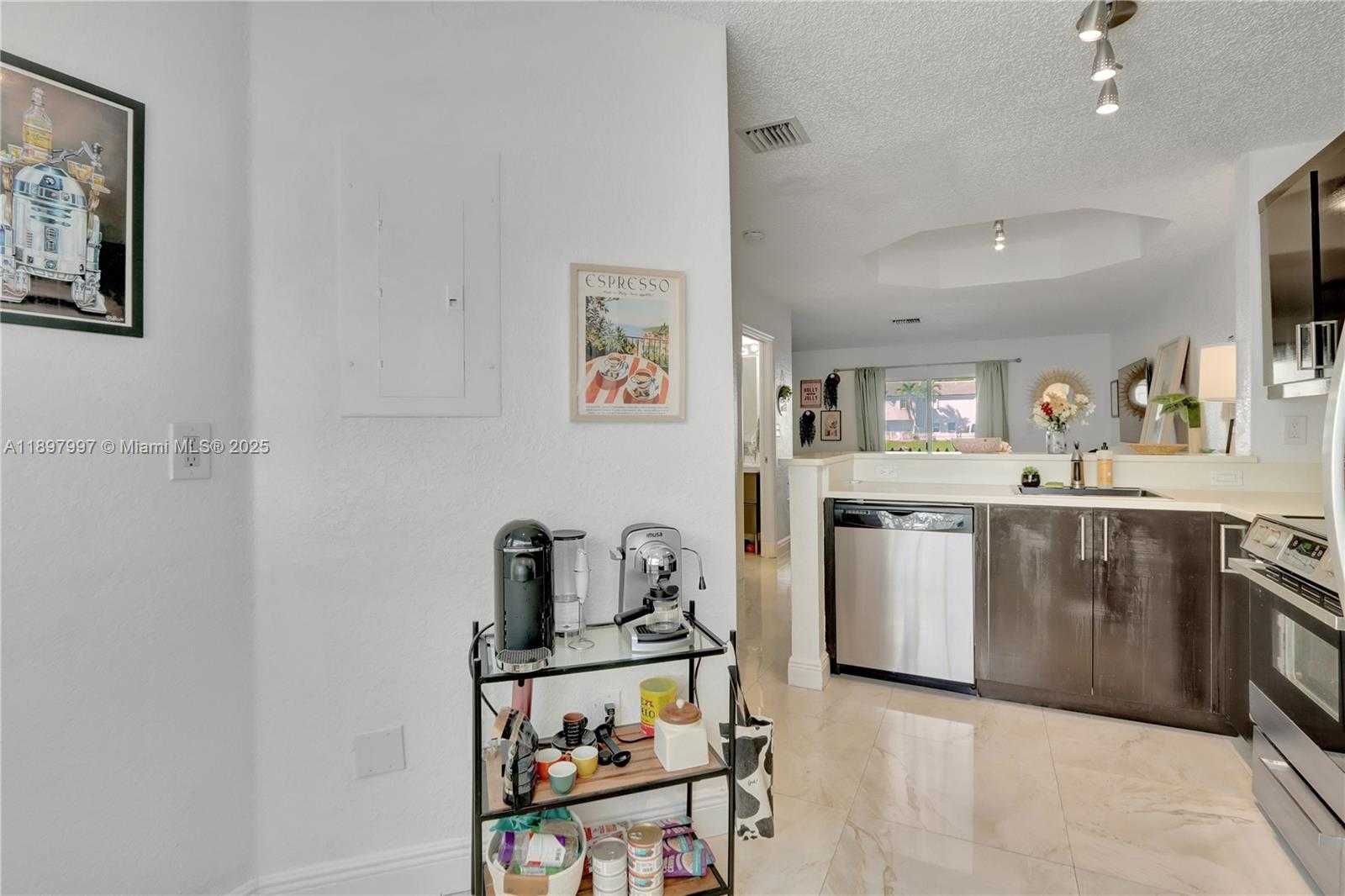 Small Image of 14126 SOUTH WEST 120TH CT #5-14, Miami Number 11