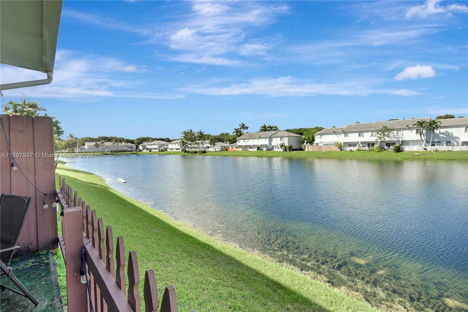 Small Image of 14126 SOUTH WEST 120TH CT #5-14, Miami Number 2