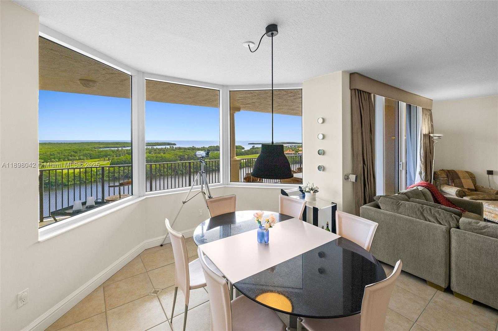Small Image of 13627 DEERING BAY DR #1002, Coral Gables Number 15