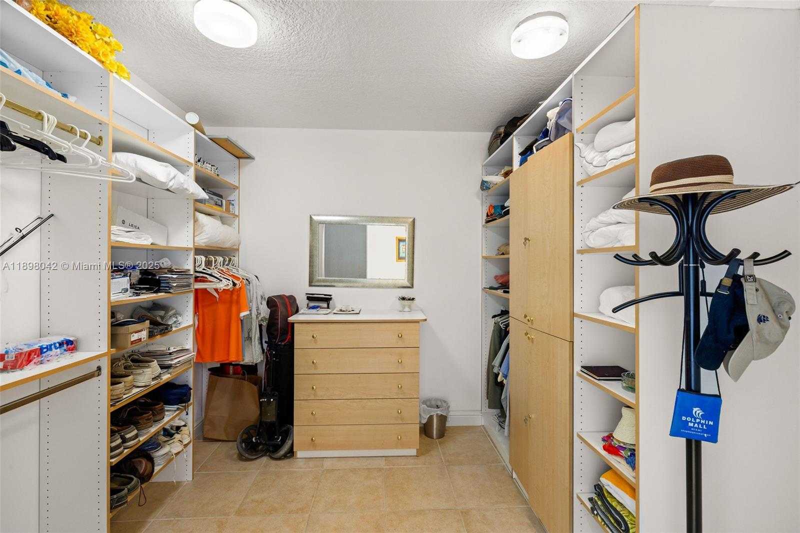 Small Image of 13627 DEERING BAY DR #1002, Coral Gables Number 31