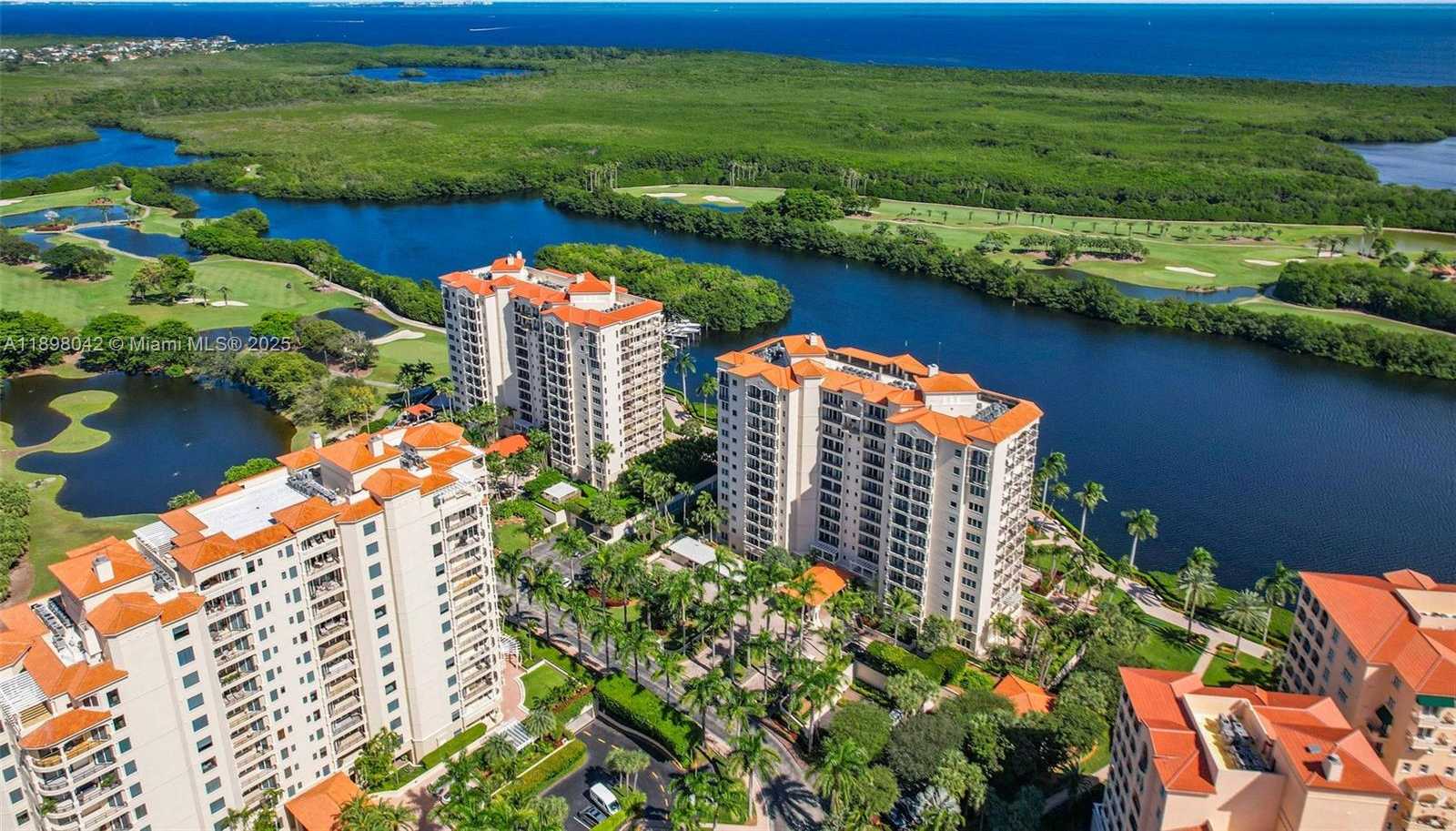 Small Image of 13627 DEERING BAY DR #1002, Coral Gables Number 43