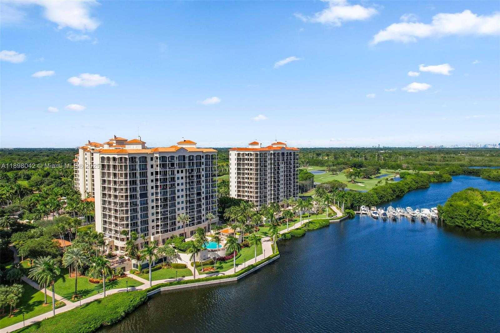 Small Image of 13627 DEERING BAY DR #1002, Coral Gables Number 44