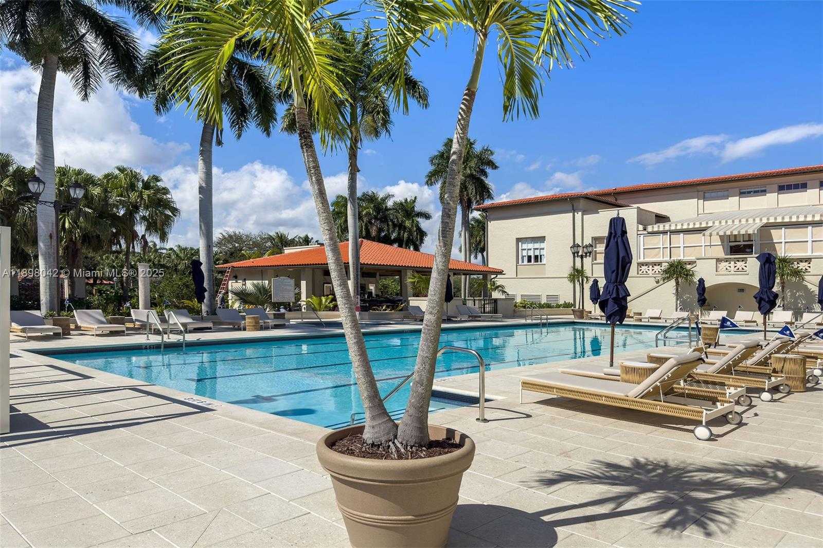 Small Image of 13627 DEERING BAY DR #1002, Coral Gables Number 48